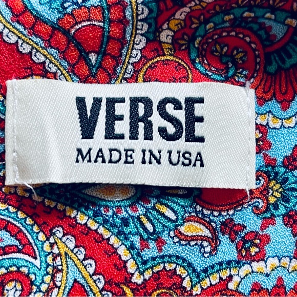 Boho Flowy Tank with Button Clasp Closure - Picture 8 of 9